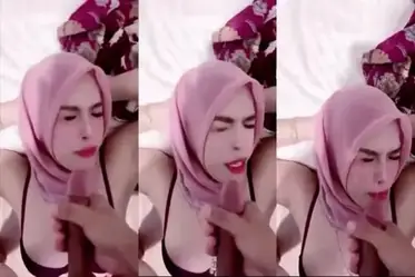 Diyana Sakura Pasrah Muka Penuh Air Mani Panas